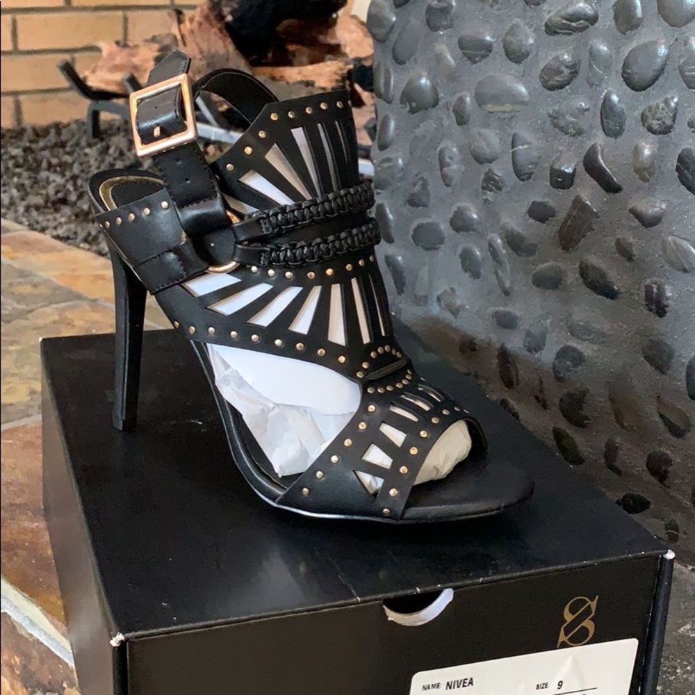 😍 Studded Heeled Sandal 😍